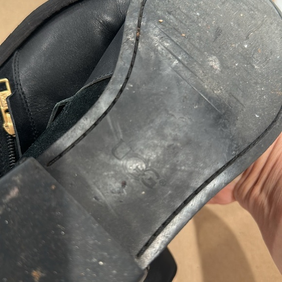 Authentic UGG ANKLE BOOTS SIZE 8 - Picture 8 of 12